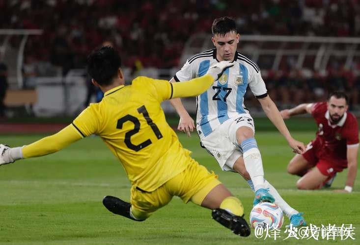 阿根廷后卫线两悍将半决赛停赛 克法可全员出战 阿根廷后卫线两悍将半决赛停赛 克法可全员出战